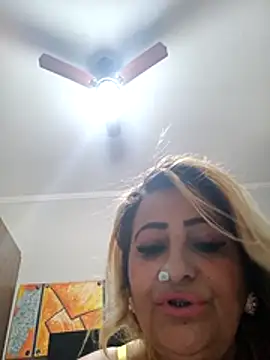 vivifernades online show from 12/23/25, 11:09