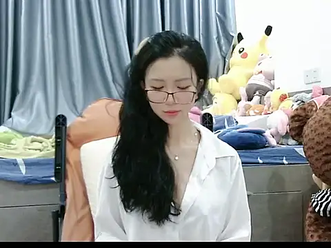 Snapshot of Cute_Ruby01 chatting on 09/16/25, 01:56 Cute Ruby01 online show from 09/16/25, 01:56