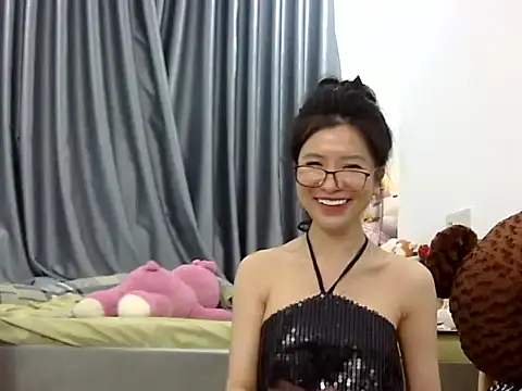 Snapshot of Cute_Ruby01 chatting on 01/28/25, 02:53 Cute Ruby01 online show from 01/28/25, 02:53