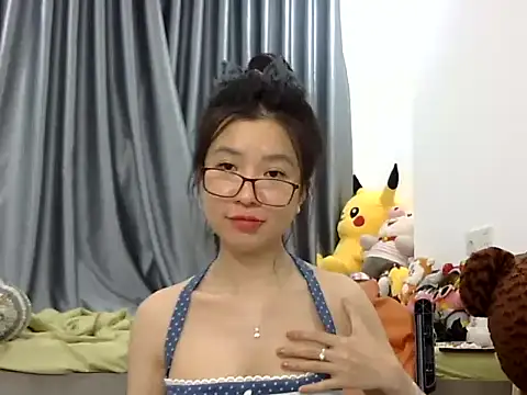Snapshot of Cute_Ruby01 chatting on 01/07/25, 12:31 Cute Ruby01 online show from 01/07/25, 12:31