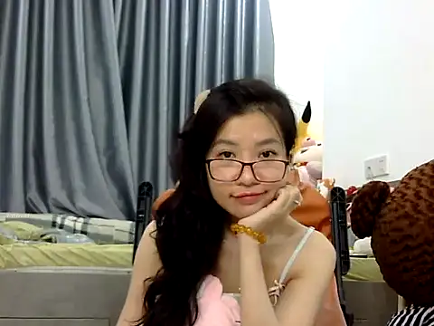 Snapshot of Cute_Ruby01 chatting on 12/29/24, 02:10 Cute Ruby01 online show from 12/29/24, 02:10
