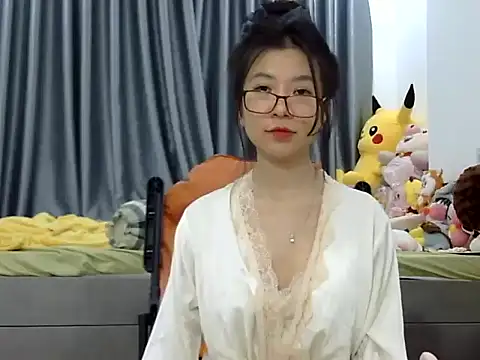 Snapshot of Cute_Ruby01 chatting on 12/16/24, 12:27 Cute Ruby01 online show from 12/16/24, 12:27