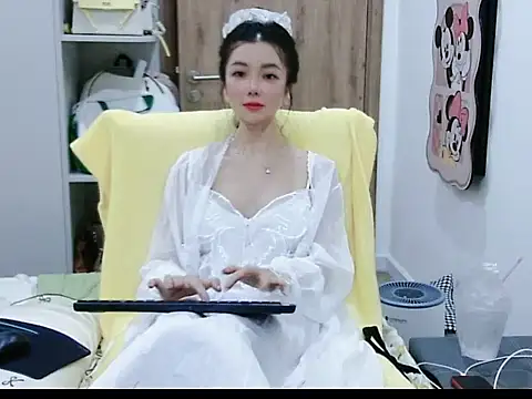 Cute Ruby01 online show from 05/22/26, 11:30