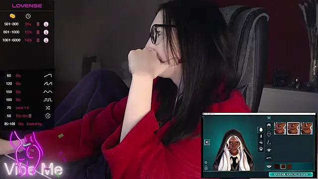 Snapshot of Alina_Lamour chatting on 02/03/25, 10:21 Alina Lamour online show from 02/03/25, 10:21