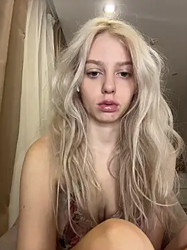 AnikaBest online show from 10/31/25, 03:03