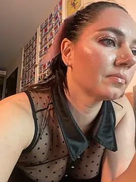 Snapshot of HotMilfMargo chatting on 02/18/25, 04:58 HotMilfMargo online show from 02/18/25, 04:58