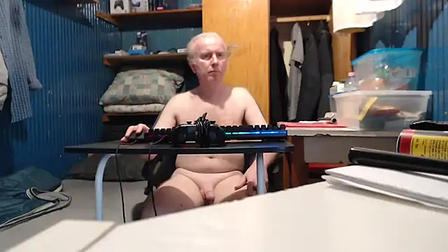 Snapshot of Vgy67Z95 chatting on 09/09/25, 04:27 Vgy67Z95 online show from 09/09/25, 04:27