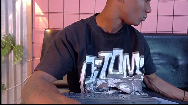 martin killer online show from 10/27/25, 01:17