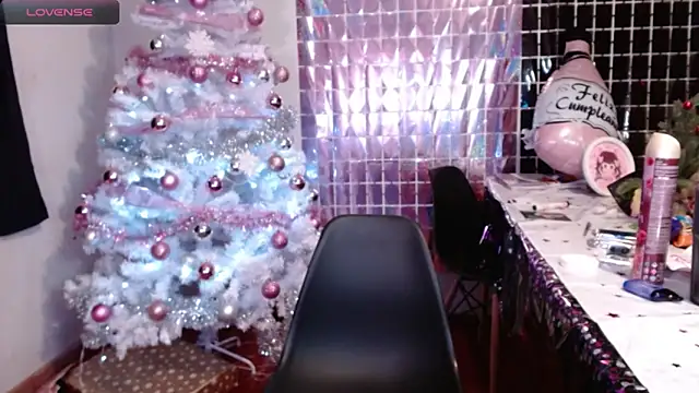 lil daisy7 online show from 12/21/24, 03:25