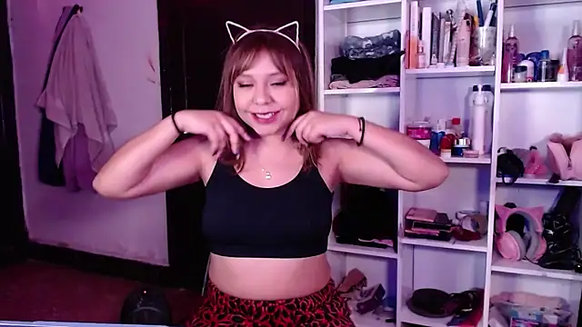 lil daisy7 online show from 12/12/24, 04:26
