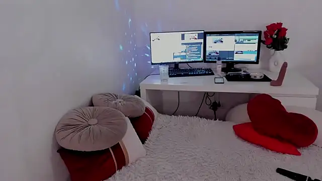 aryahunt1 online show from 03/21/25, 10:28