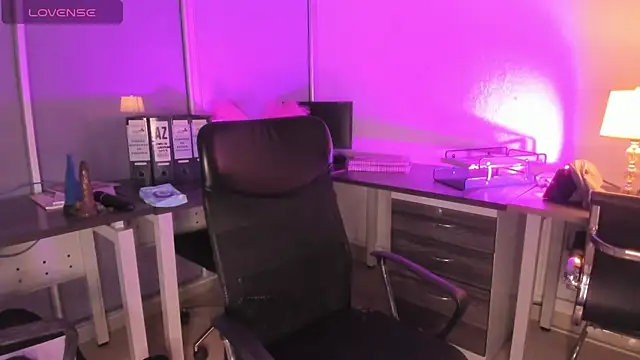 Vivi prinncess online show from 04/16/26, 12:33