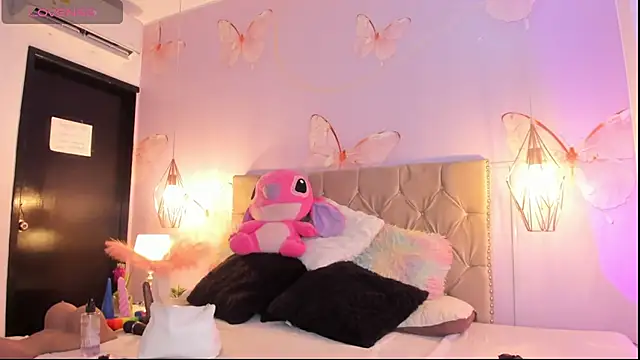 Vivi prinncess online show from 03/28/26, 12:11