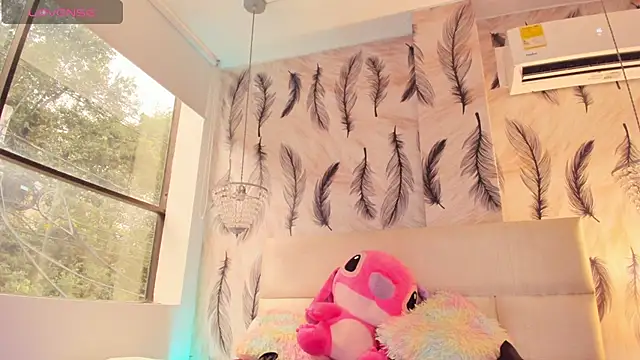 Vivi prinncess online show from 02/21/26, 09:50