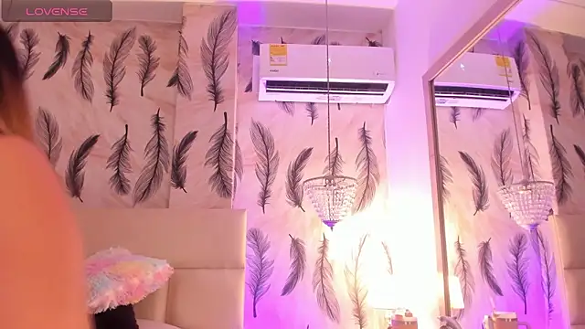 Vivi prinncess online show from 10/23/25, 11:03