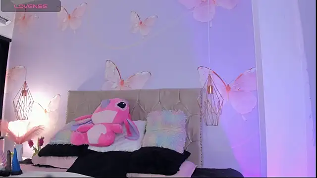 Vivi prinncess online show from 03/31/26, 12:45