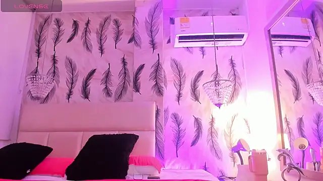 Vivi prinncess online show from 10/12/25, 11:06