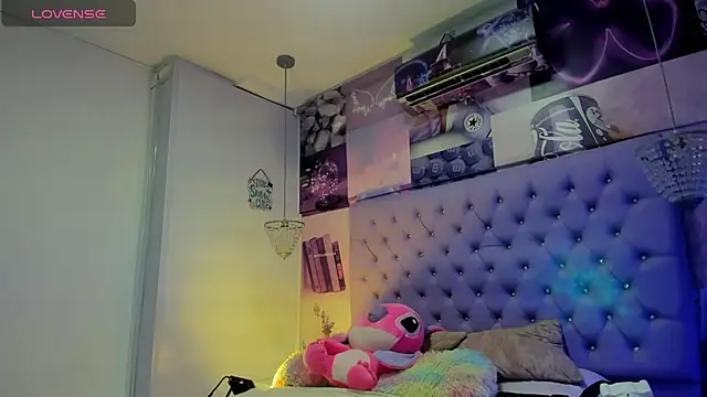 Vivi prinncess online show from 03/08/25, 02:45