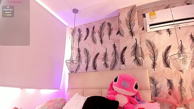 Vivi prinncess online show from 10/31/25, 05:09