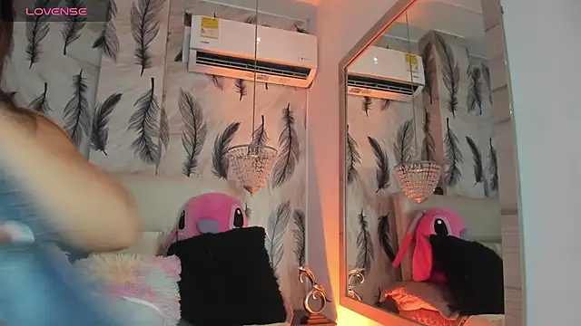 Vivi prinncess online show from 09/27/25, 11:22