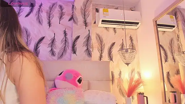 Vivi prinncess online show from 02/15/26, 12:11