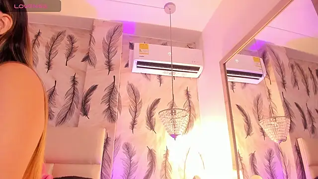 Vivi prinncess online show from 10/15/25, 11:02