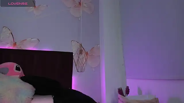 Vivi prinncess online show from 02/23/26, 11:38