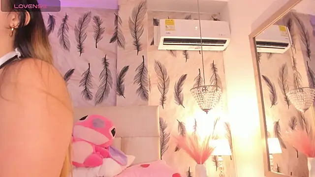 Vivi prinncess online show from 12/20/25, 01:08