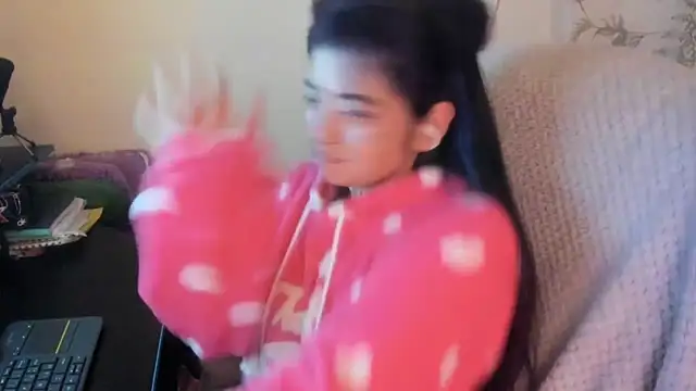 Sammysammy  online show from 12/22/25, 08:47