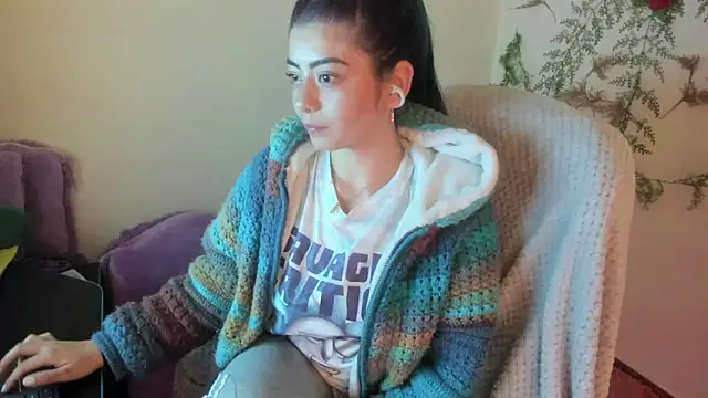 Sammysammy  online show from 10/31/25, 09:17