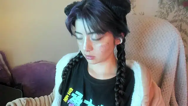 Sammysammy  online show from 12/23/25, 06:45