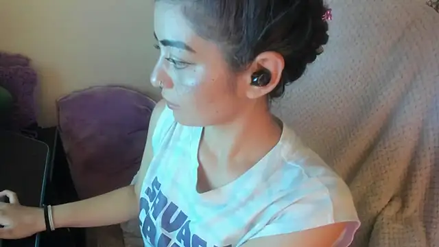 Sammysammy  online show from 11/19/25, 07:08