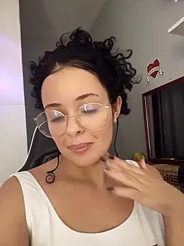 NinaSweet2 online show from 03/28/26, 04:02