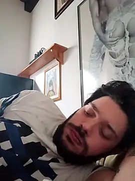 Lucarasta online show from 02/11/26, 01:00