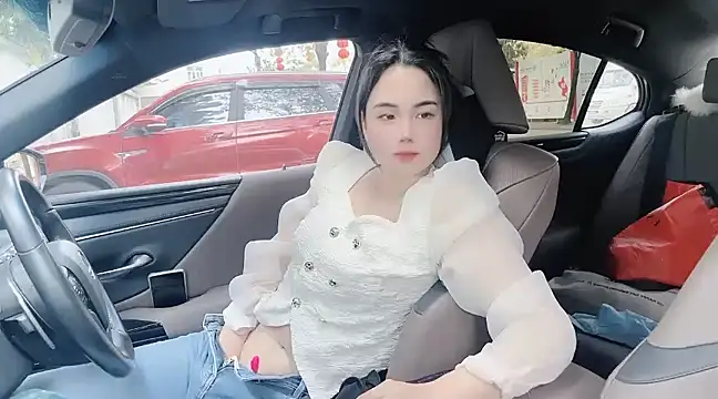 orla2021 online show from 03/01/25, 12:39