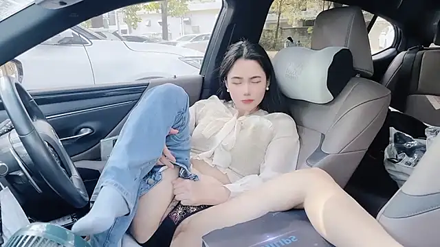 orla2021 online show from 01/01/25, 06:37