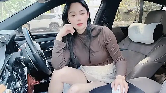 orla2021 online show from 12/30/24, 03:58