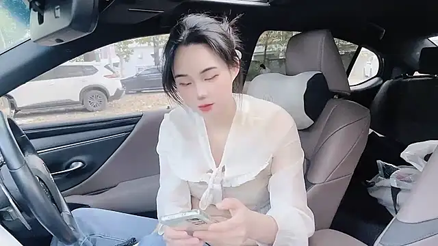 orla2021 online show from 01/01/25, 12:32