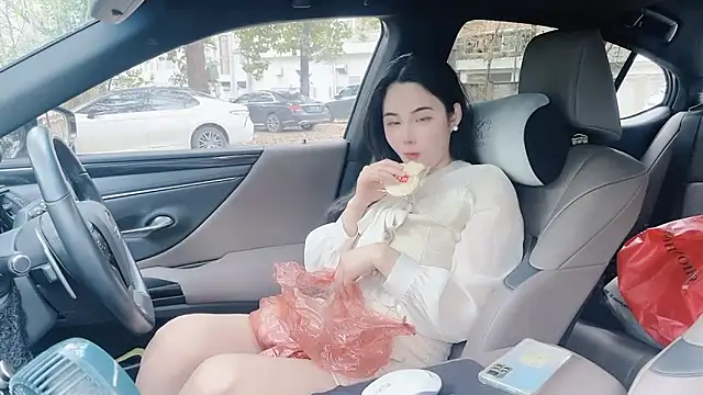 orla2021 online show from 02/27/25, 07:30