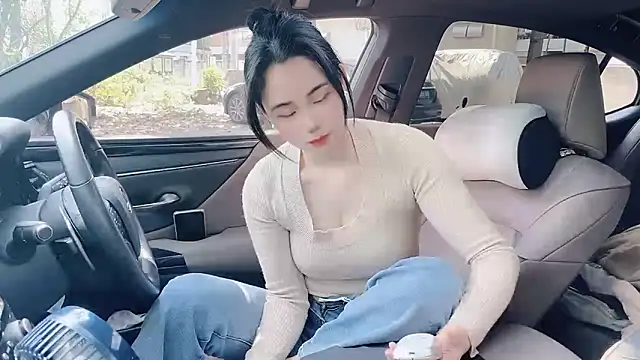 orla2021 online show from 02/24/25, 05:22