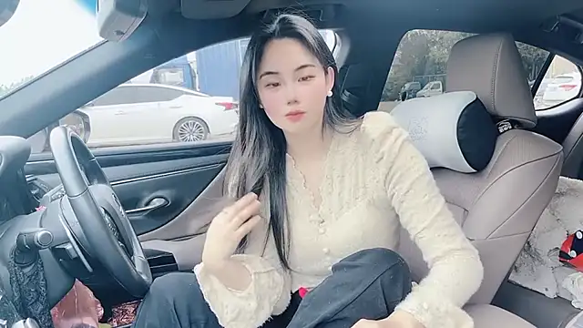 orla2021 online show from 02/26/25, 05:03