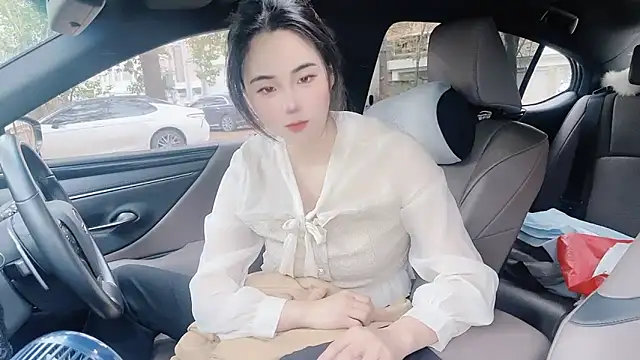 orla2021 online show from 02/27/25, 01:19