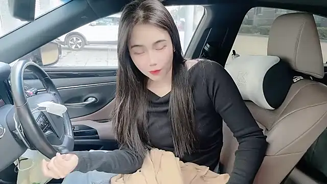 orla2021 online show from 11/05/25, 12:47