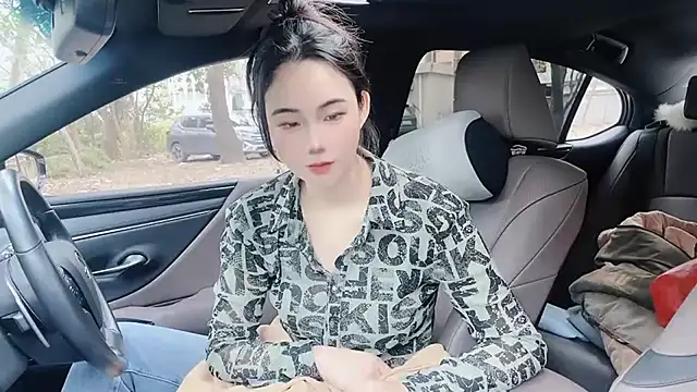 orla2021 online show from 02/28/25, 01:37