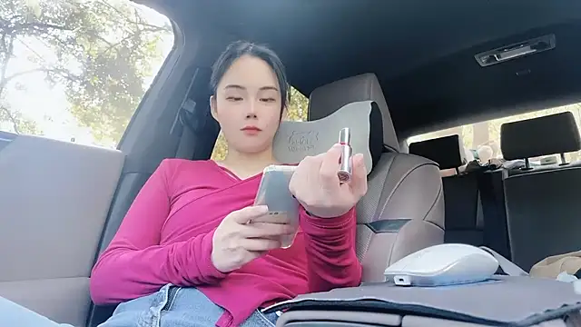 orla2021 online show from 12/29/24, 03:54