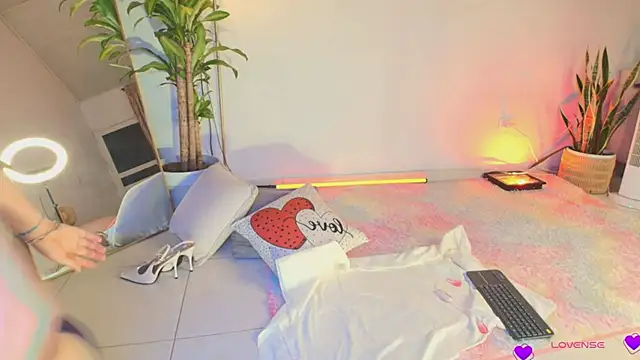 erotik lady online show from 03/17/26, 02:25