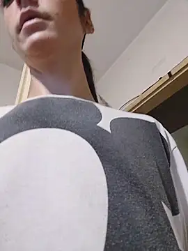 JoLeNe27 online show from 11/08/25, 06:06