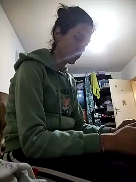 JoLeNe27 online show from 10/18/25, 05:15