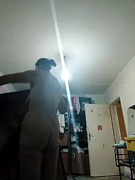 JoLeNe27 online show from 11/03/25, 04:39