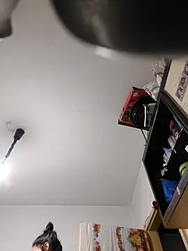 JoLeNe27 online show from 10/07/25, 05:58